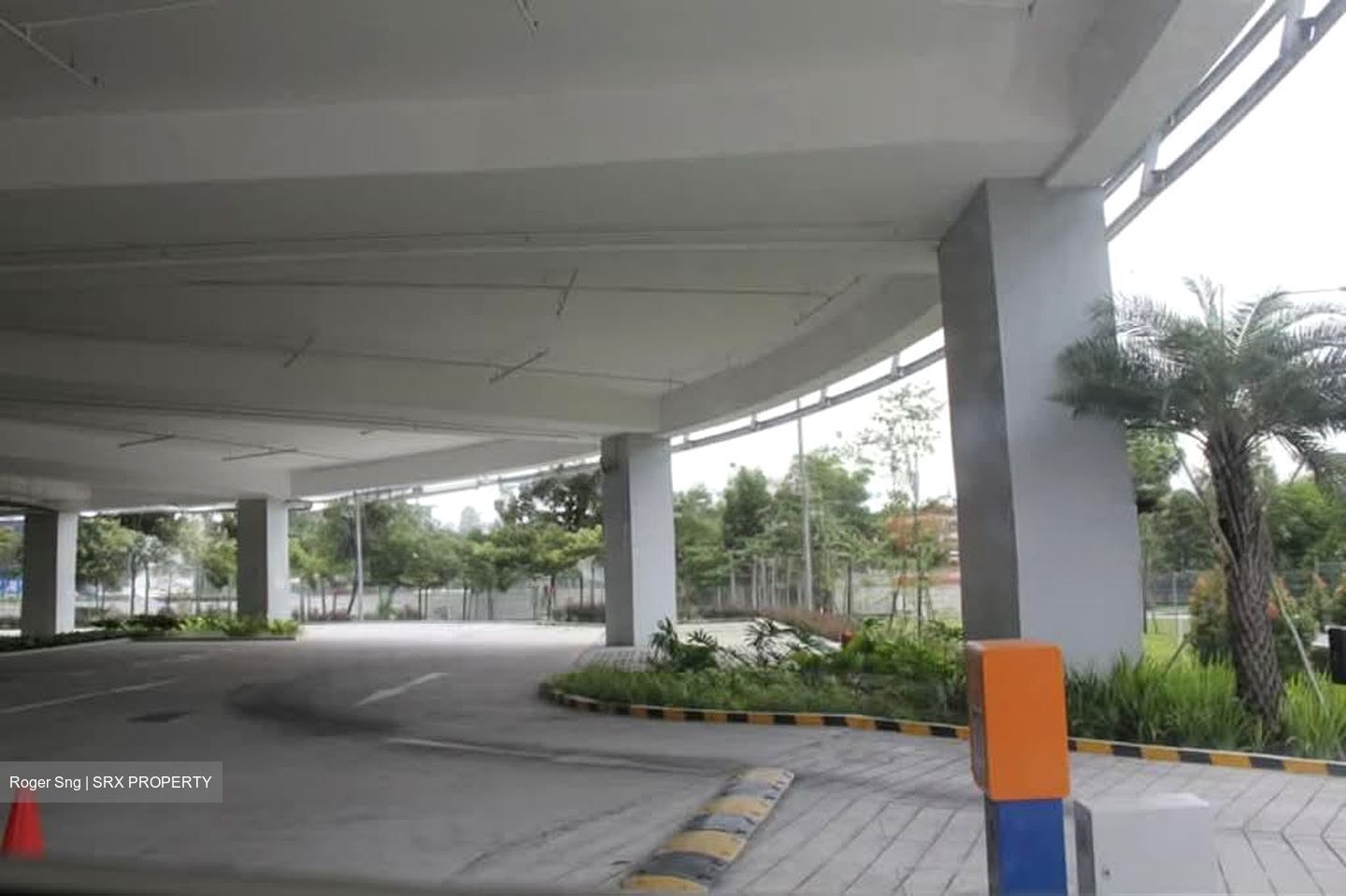 West Park Bizcentral (D22), Factory #553304731